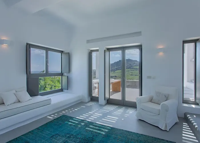 Casa Di Luna Guest House